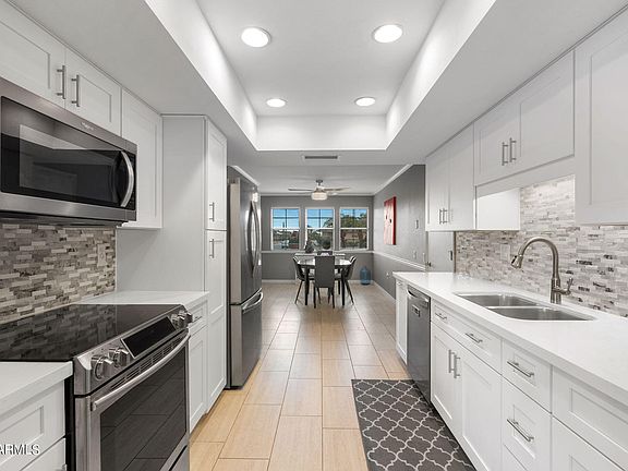 5th image of 19422 N Welk Drive