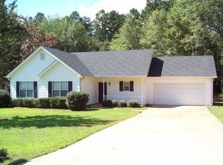 379 Birchfield Dr, Statham, GA 30666
