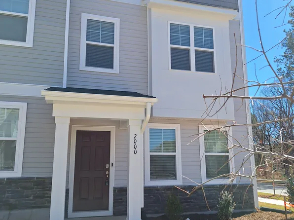2000 Sequoia Ln, Durham, NC 27703