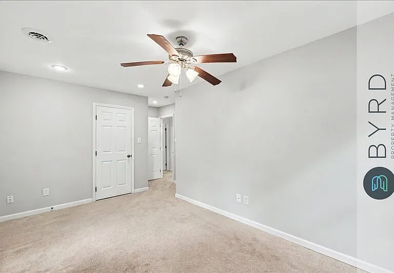 4743 Fordham Rd — Photo 37