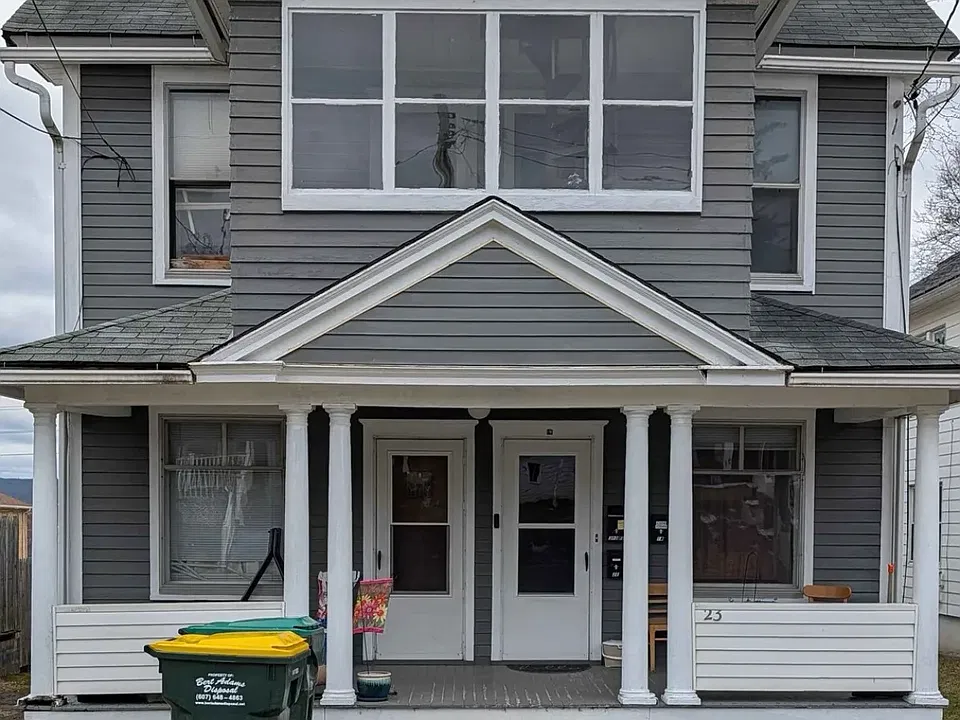 23 Adams St #1