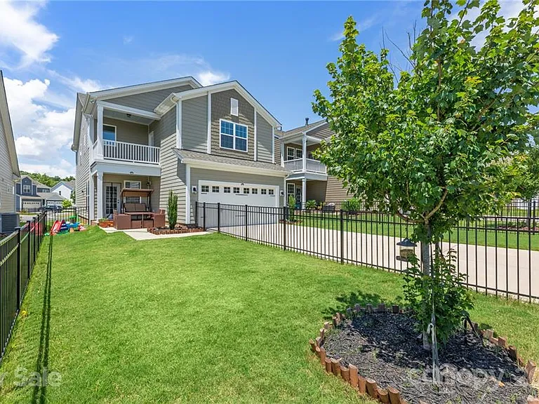 4020 Whittier Ln — Photo 31