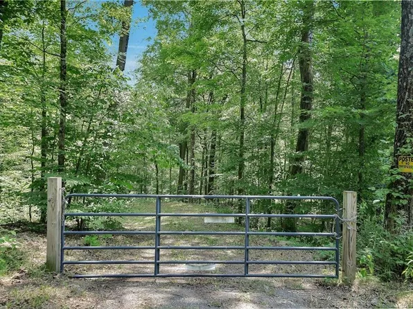 Milan Hill Rd, Red Hook, NY 12571