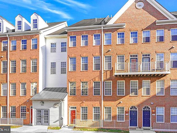 2nd image of 2663 Manhattan Pl #1/109