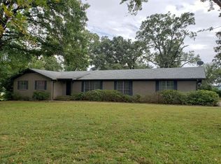 2811 W Commercial St, Ozark, AR 72949