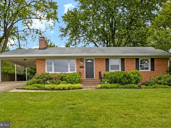 2115 Natahoa Ct, Falls Church, VA 22043