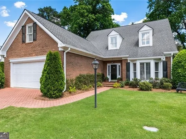 567 N Palisades Cir SE, Marietta, GA 30067
