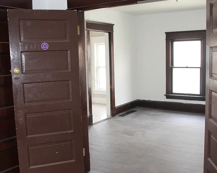 3910 Carlyle Ave — Photo 12
