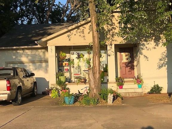 5th image of 2134 N Garland Ave