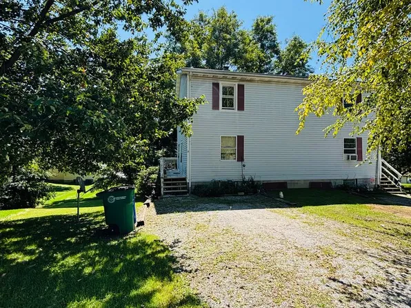 275 Wakeman Ct NE, Christiansburg, VA 24073