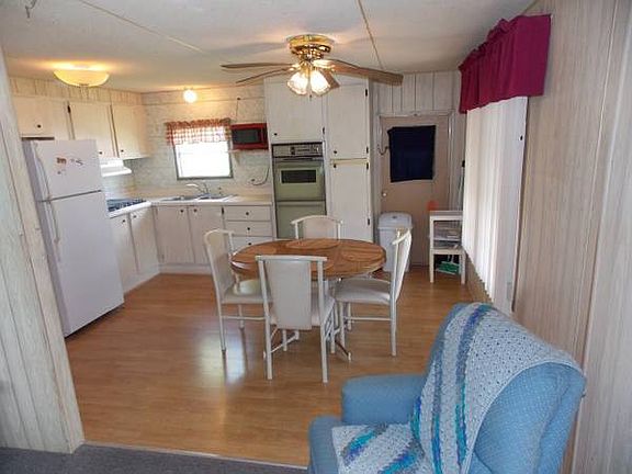 4th image of 11041 Redbird Dr