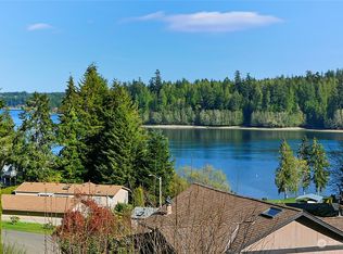 81 E Sea Breeze Dr, Grapeview, WA 98546