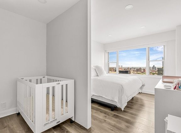 4th image of 60 E 8th St APT 26M
