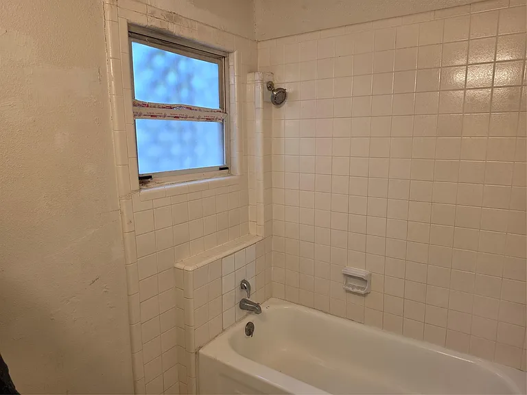 1226 W Gray St #2 — Photo 13