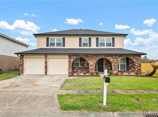 2465 Park Ln, Gretna, LA 70056