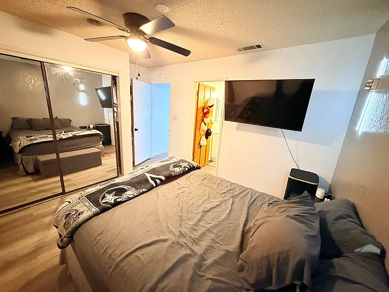1112 Bel Aire Cir — Photo 10