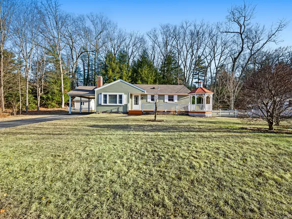 5 Deerwood Drive, Granby, CT 06035