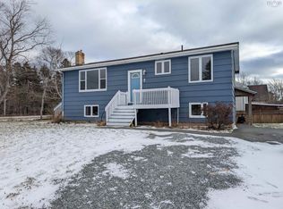 2 & 2A Parkmoor Ave, Halifax, NS B3R 1B5