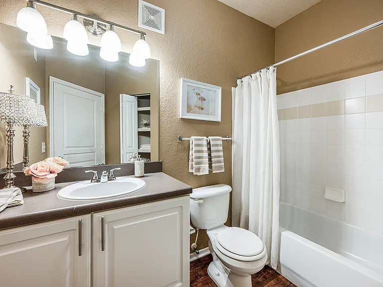 Villas at Gateway — Photo 9
