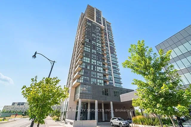 15 Lynch St #303