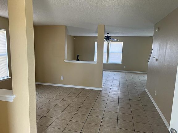 3rd image of 6651 Newstead Dr