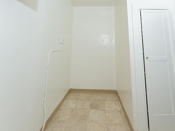 5th image of 1359 W Sunset Blvd #18