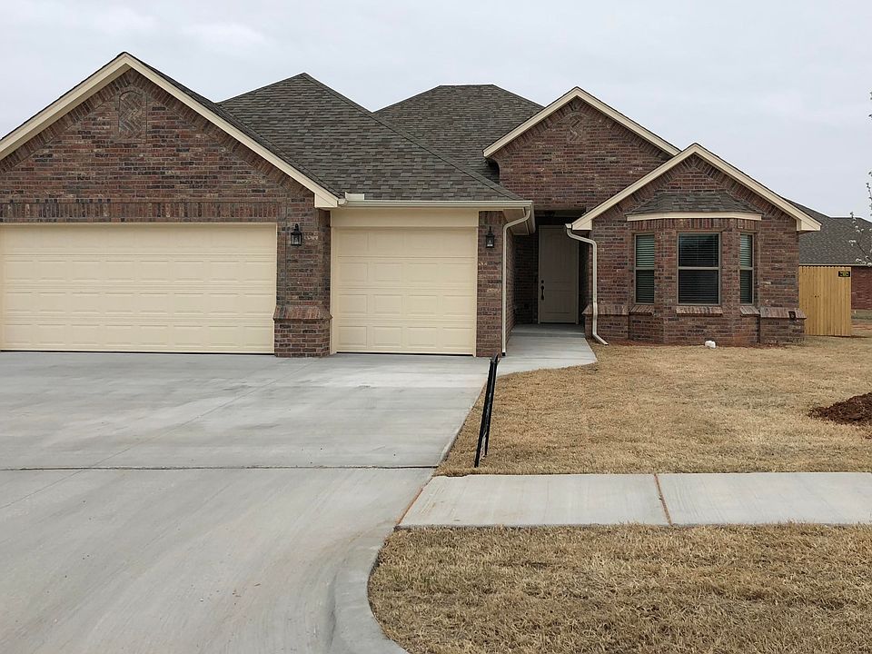 1st image of 1915 Inglenook Dr