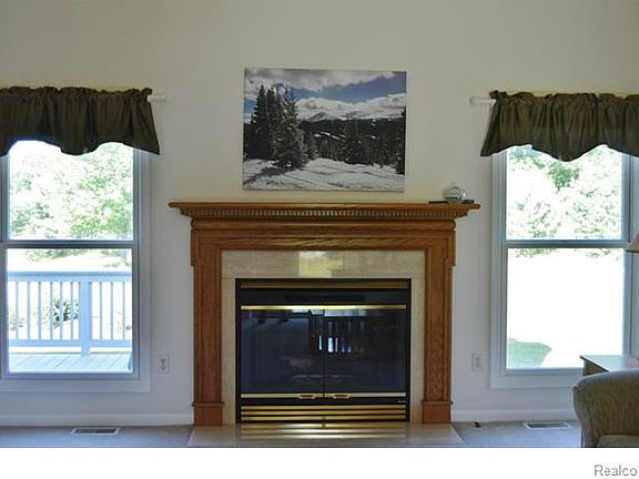 4th image of 10475 Whistler Pkwy
