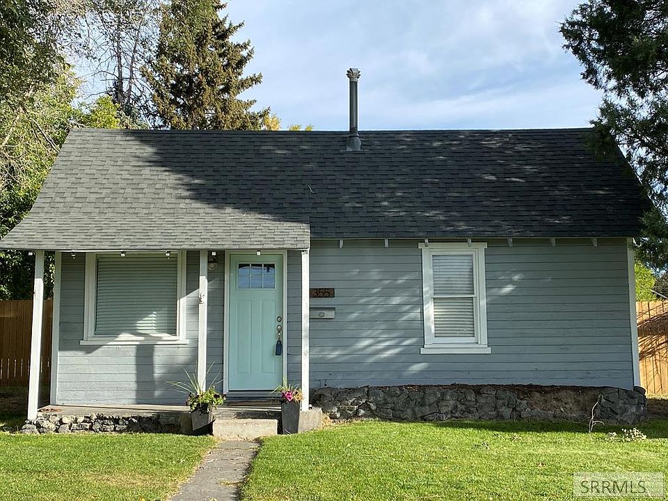 1st image of 355 E 20th St