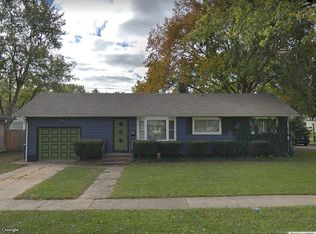 1640 Roanoak Ave, Aurora, IL 60506