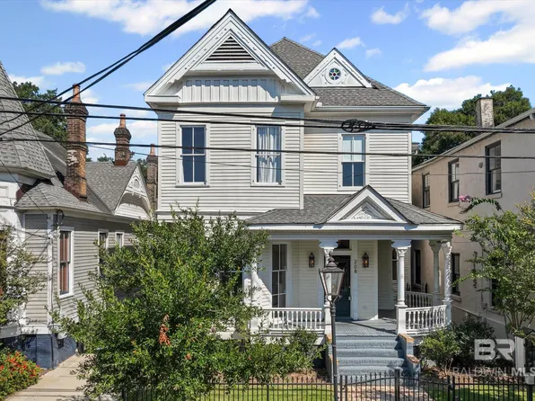 208 State St, Mobile, AL 36603