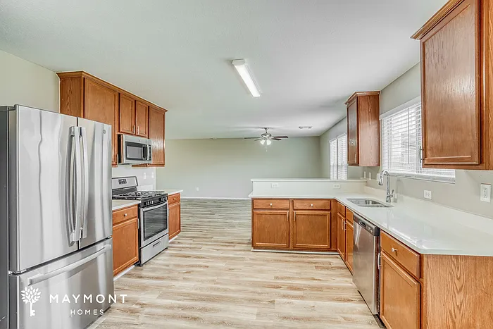 7830 Ashland Springs Ln — Photo 6
