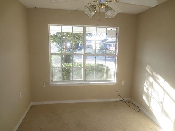 4th image of 4065 Glenway Ave