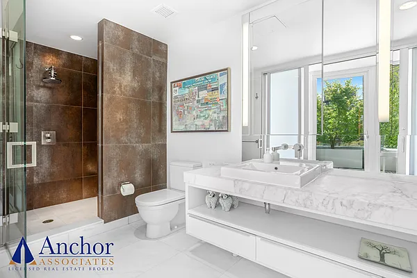 Rented by Anchor Associates | media 8