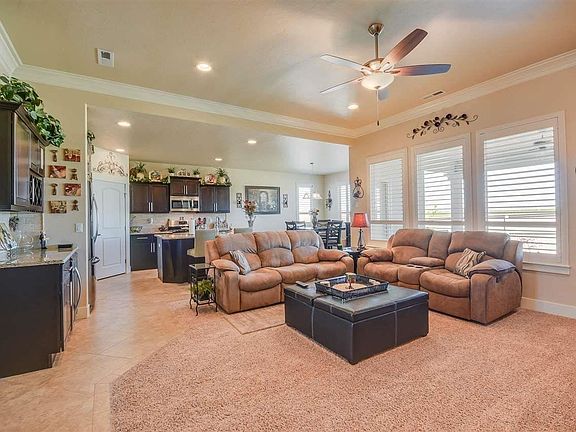 5th image of 2382 Delle Celle Dr