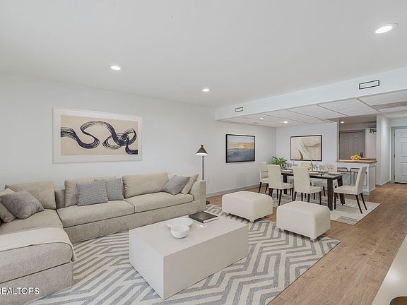 5th image of 3636 Taliluna Ave APT 308