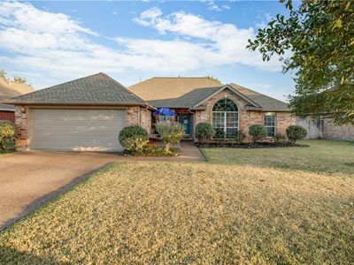 339 Landsburg Ln, College Station, TX, 77845