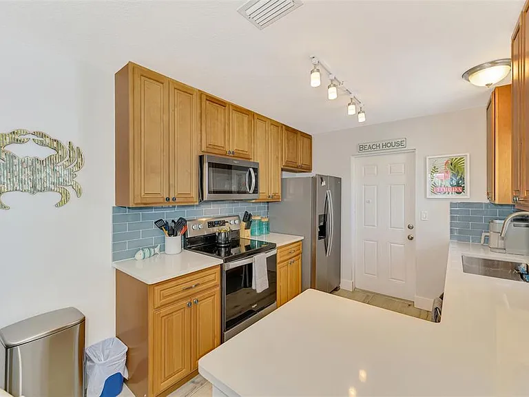 1137 N Moonmist Ct #L-7 — Photo 11
