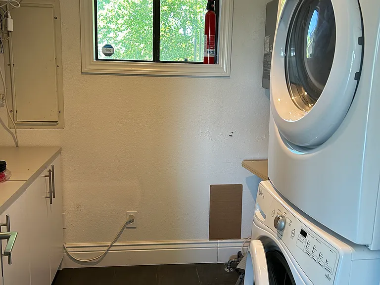 800 Sanel Dr — Photo 27