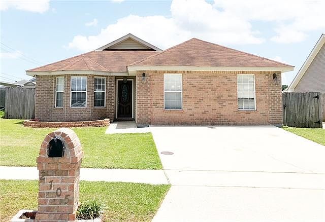 1st image of 2705 Bayou Des Cannes Dr