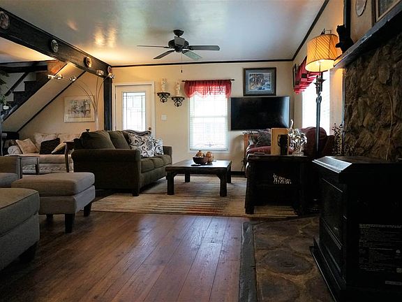 5th image of 301 Shasta Ave