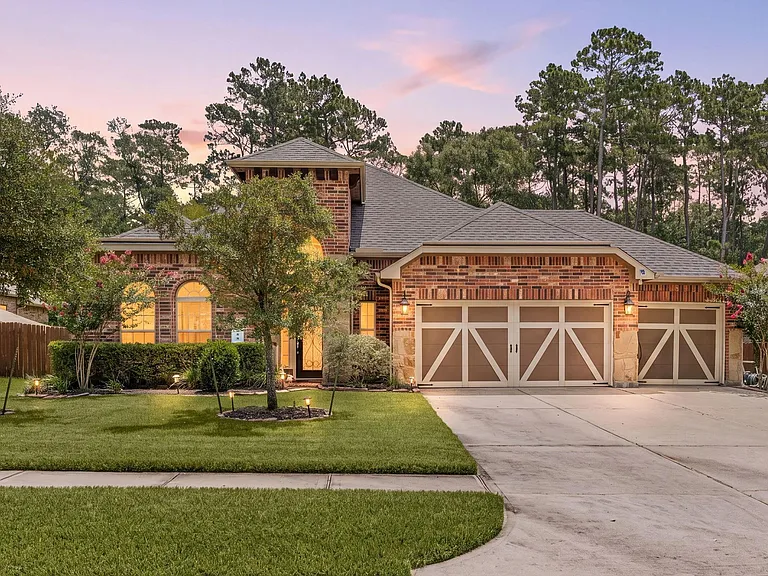 288 Dawn Brook Ln — Photo 1