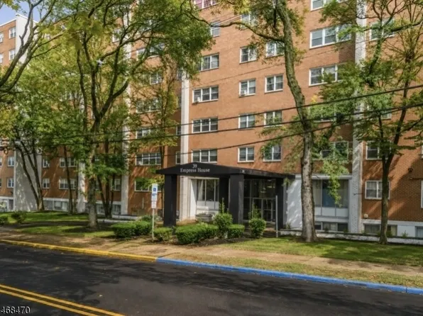 39 E 39Th St #G, Paterson City, NJ 07514