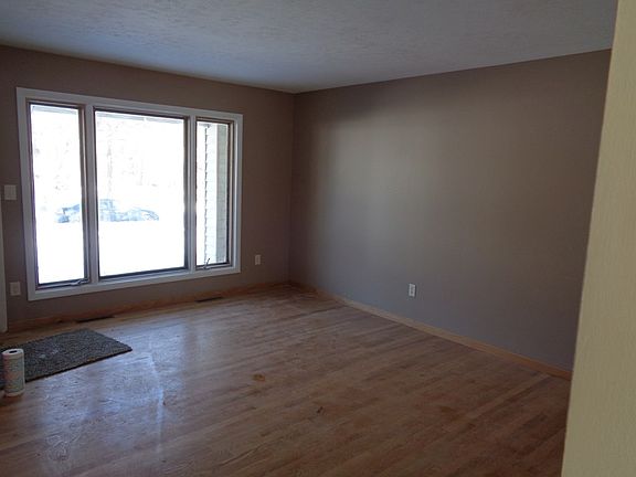 2nd image of 3304 Mark Twain Dr