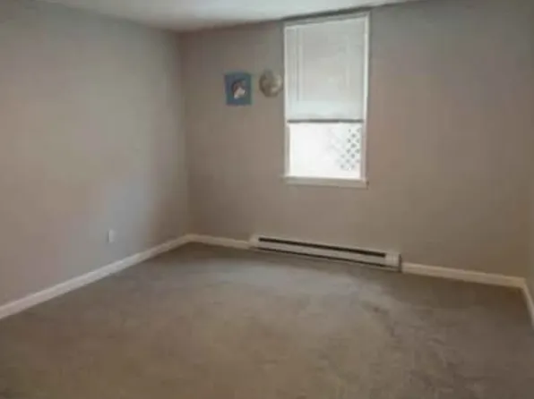 (undisclosed Address), Kingston, PA 18704