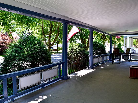 2nd image of 3 Lincoln Ave