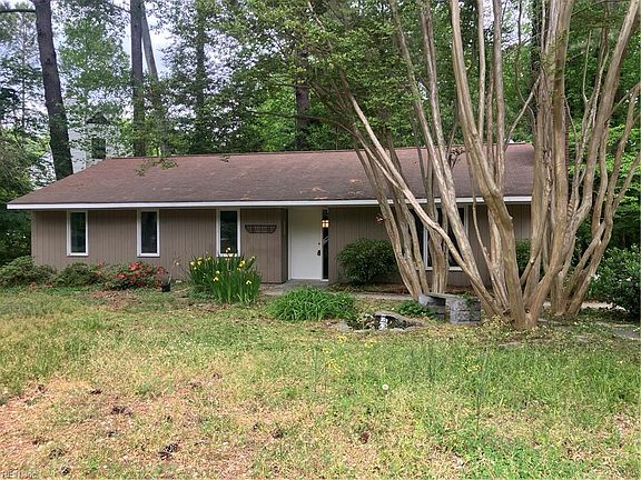 4th image of 102 Stavenger Ct
