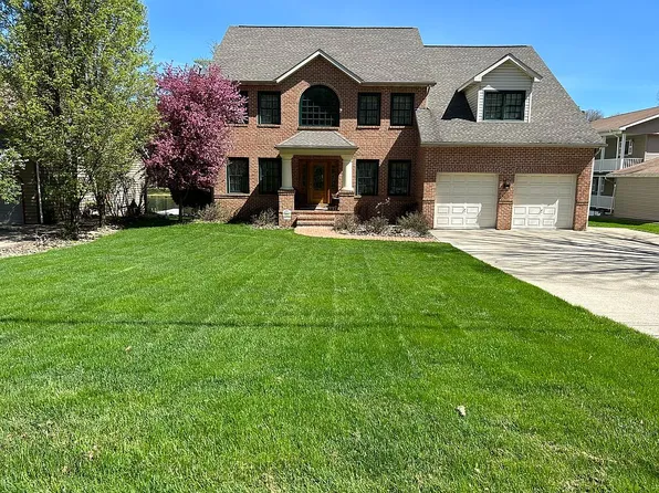 10927 Treasure Lake Rd, Du Bois, PA 15801