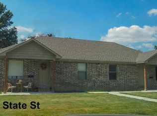 618 State St, Walnut Ridge, AR 72476