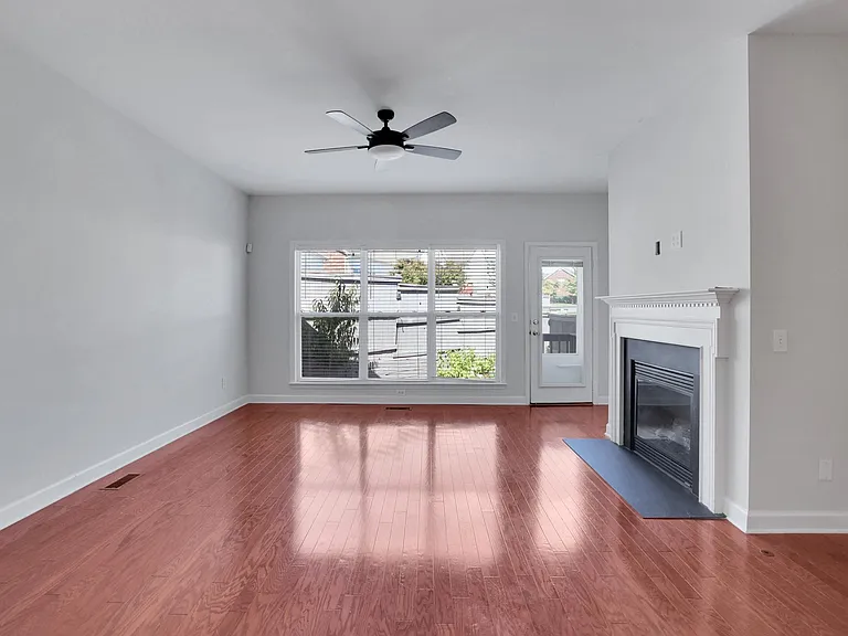 1302 Liberty Pike — Photo 40